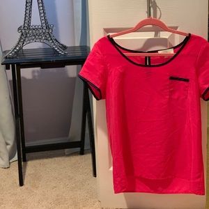 Size Large Olive and Oak T-shirt.